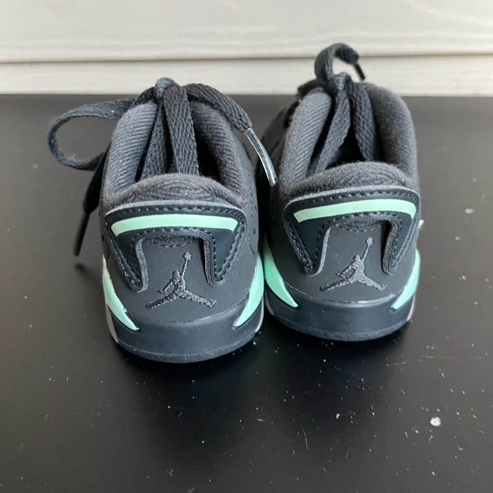 Jordan Nike Toddler Retro 6 Low Mint Foam Shoes Sneakers Sz 5C Style 768885-015 - Picture 6 of 11